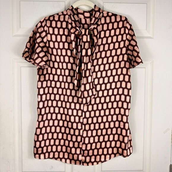 Zara Short Sleeve Blouse Burgundy Cream‎ Geometric Print Bow Satin Size XSmall - Picture 2 of 9
